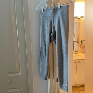 Grey nike leggings